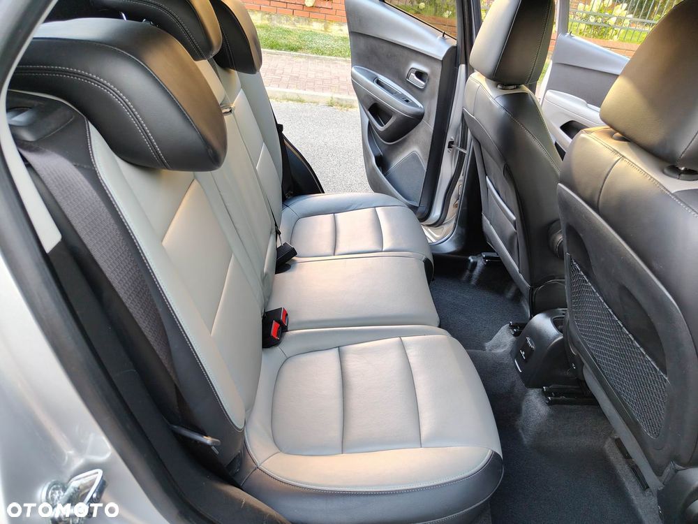 Chevrolet Trax 1.7 D LTZ - 17