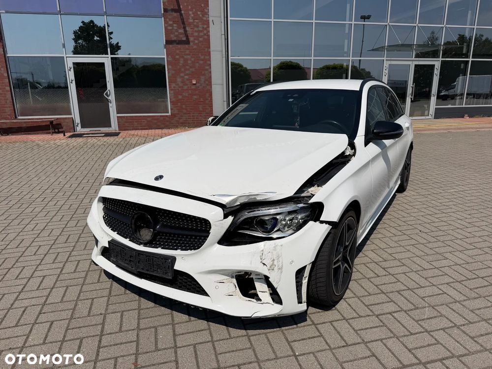 Mercedes-Benz Klasa C 220 d 4MATIC 9G-TRONIC - 3