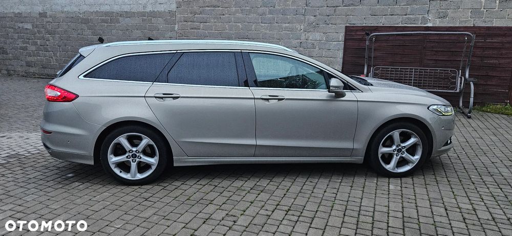 Ford Mondeo 2.0 TDCi STart-Stopp PowerShift-Aut Titanium - 2