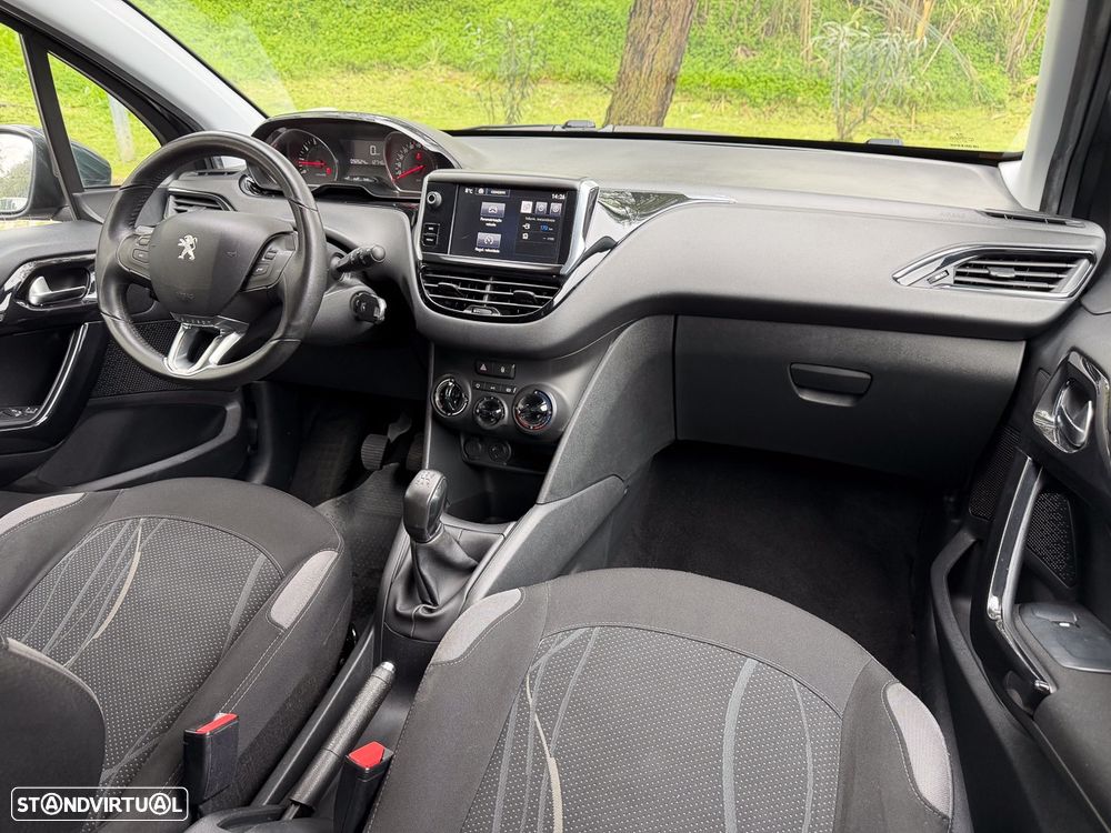 Peugeot 208 1.2 PureTech Active - 16