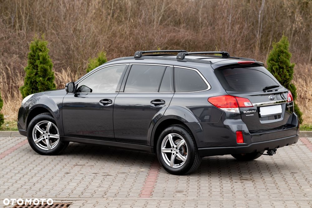 Subaru Outback 2.5i Comfort AT - 3