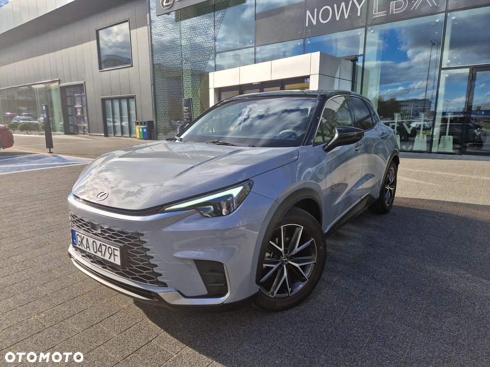 Lexus LBX 1.5 Hybrid Emotion - 1