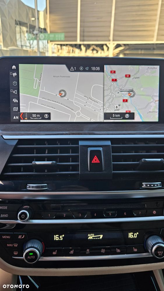 BMW X3 xDrive30i Luxury Line - 32