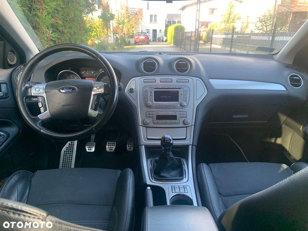 Ford Mondeo 2.0 S - 10