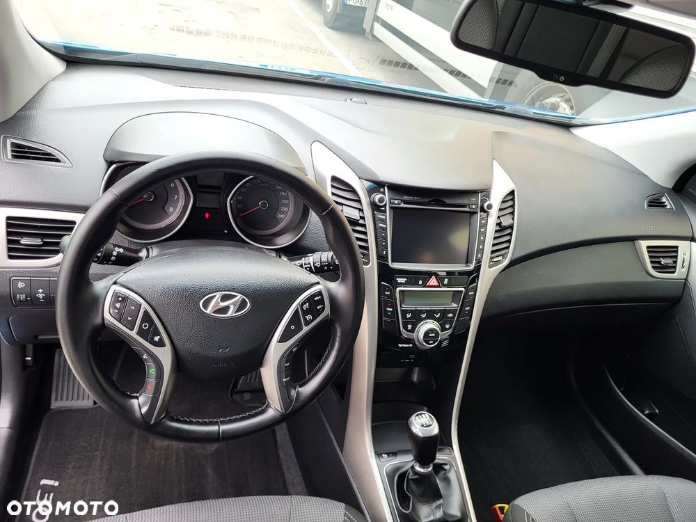 Hyundai i30 1.4 Passion Plus - 19