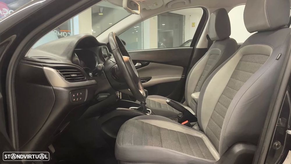 Fiat Tipo 1.3 M-Jet Easy J17 - 14