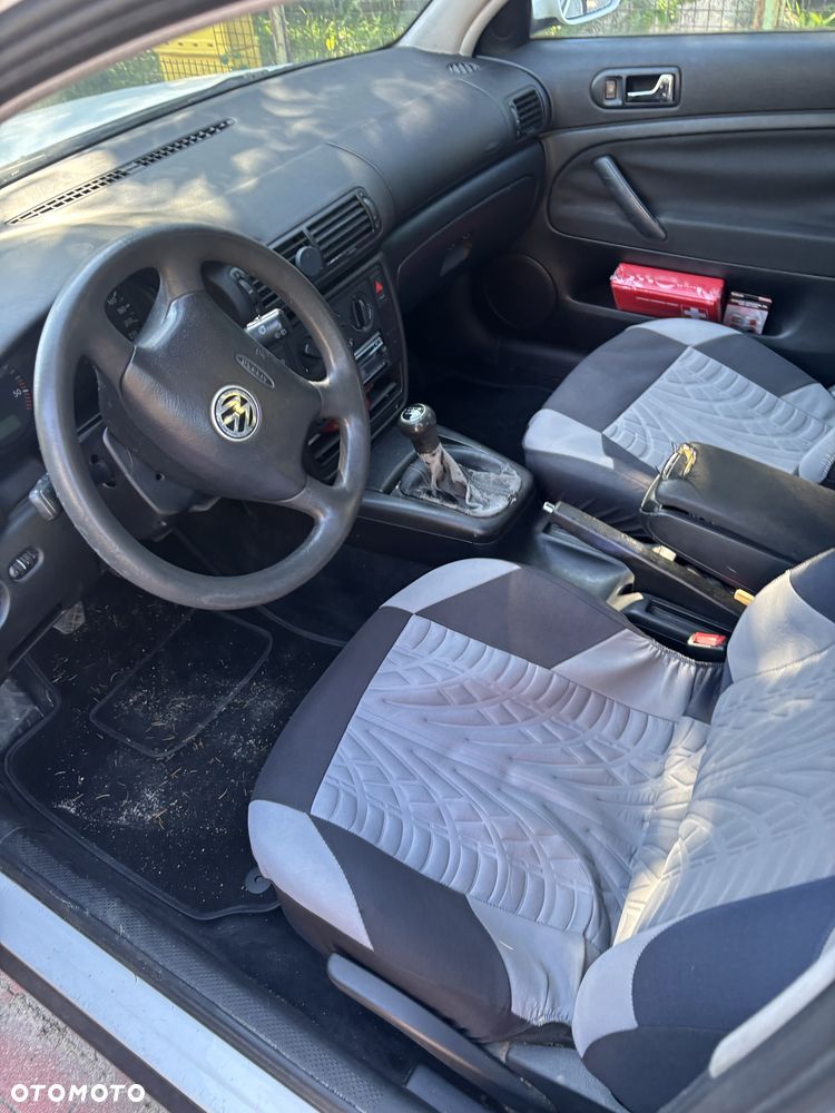 Volkswagen Passat Variant - 3