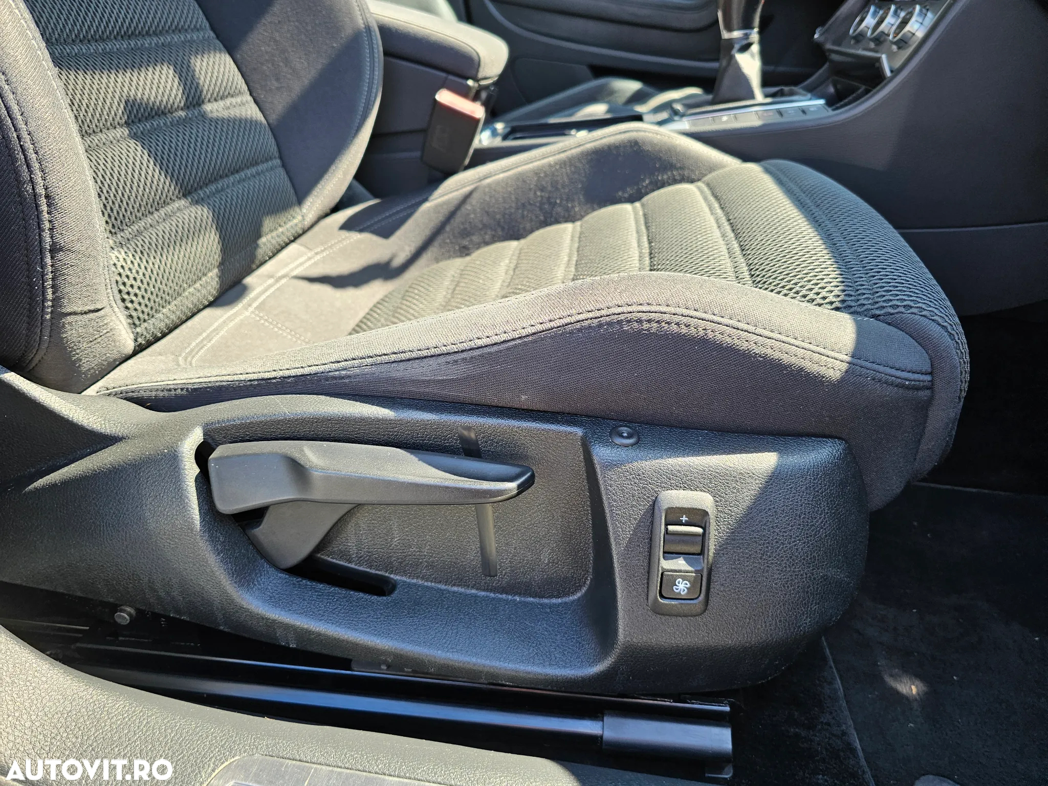 Volkswagen Passat CC 2.0 TDI DPF - 24