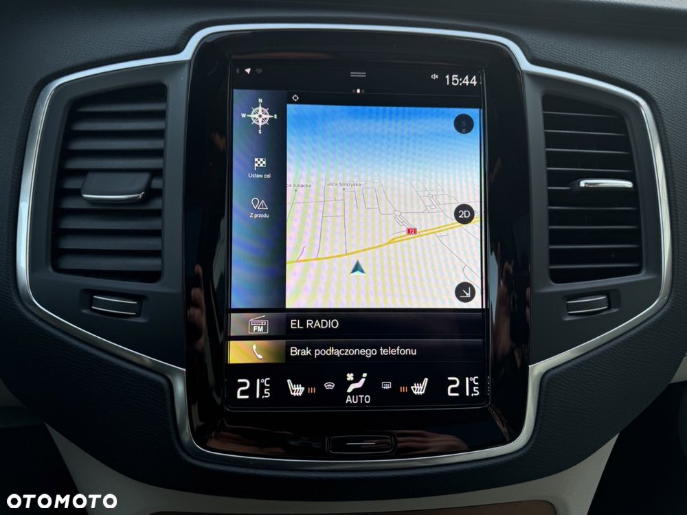 Volvo XC 90 B5 D AWD Momentum Pro - 23