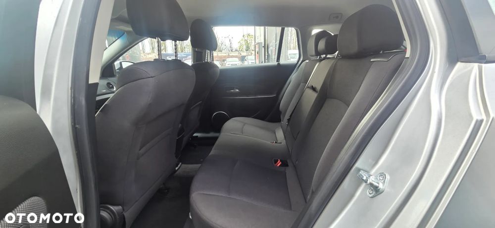 Chevrolet Cruze 1.7TD LT+ - 33