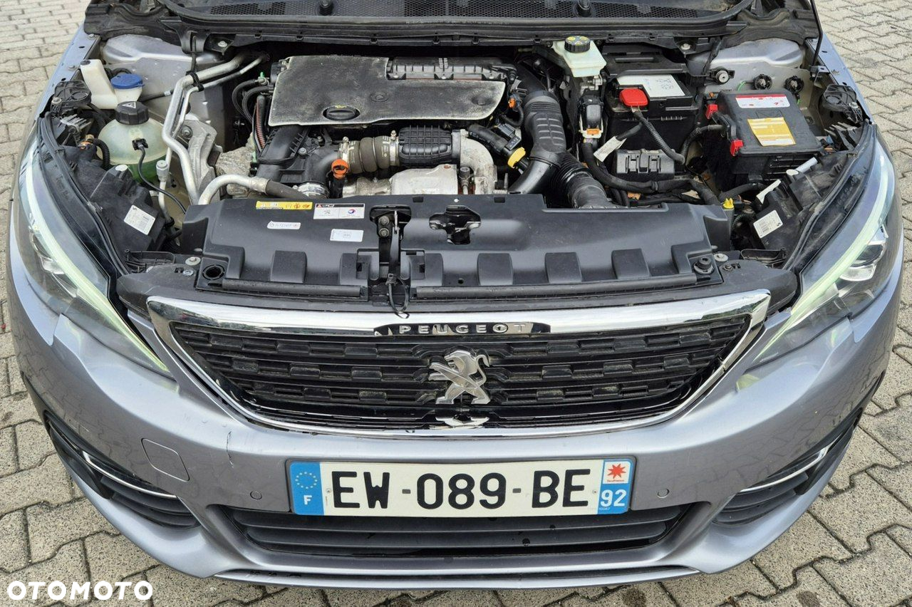 Peugeot 308 BlueHDi FAP 120 EAT6 Stop & Start Active - 19
