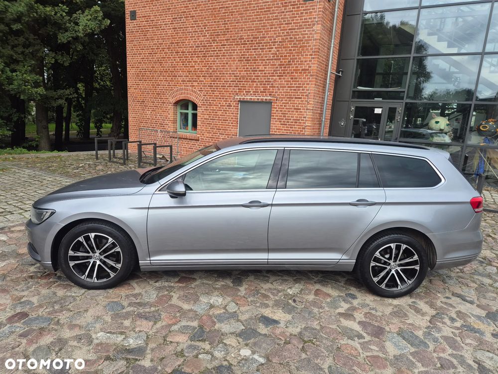 Volkswagen Passat Variant 2.0 TDI (BlueMotion Technology) Comfortline - 10