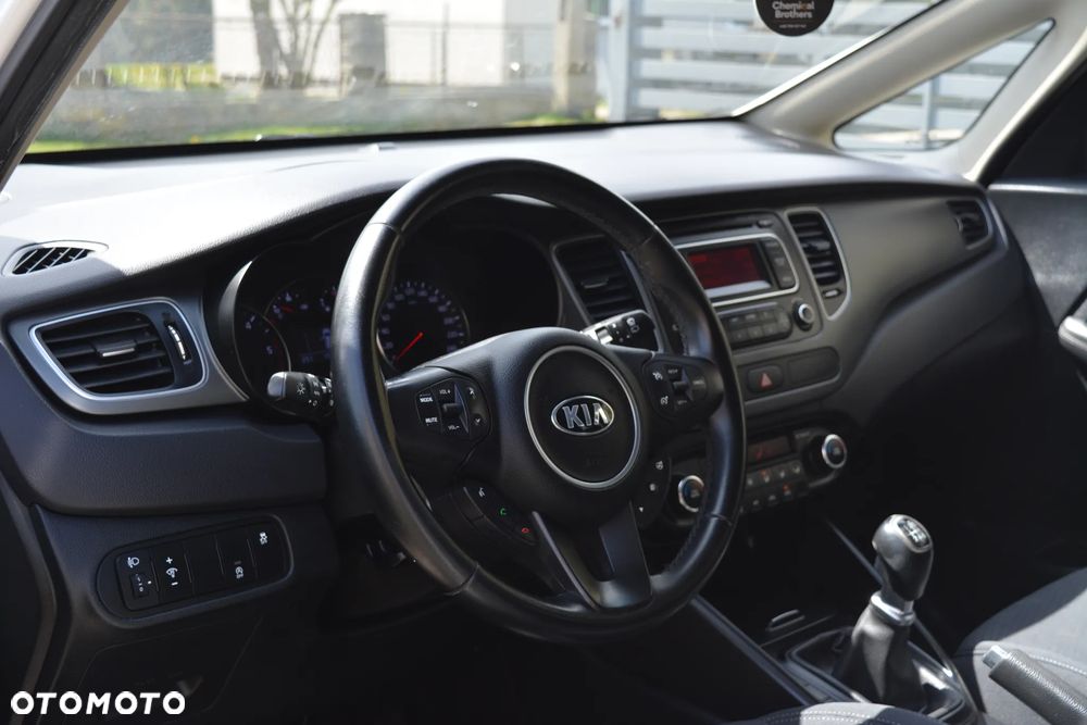 Kia Carens 1.7 CRDi 115 Dream Team Edition - 7