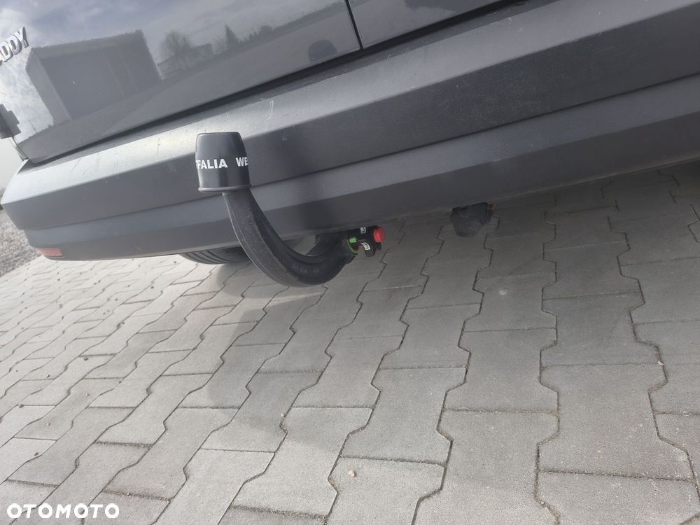 Volkswagen Caddy 2.0 TDI Comfortline - 17
