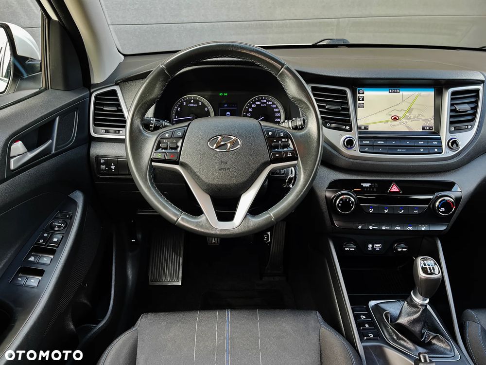 Hyundai Tucson blue 1.6 GDi 2WD Navi - 23