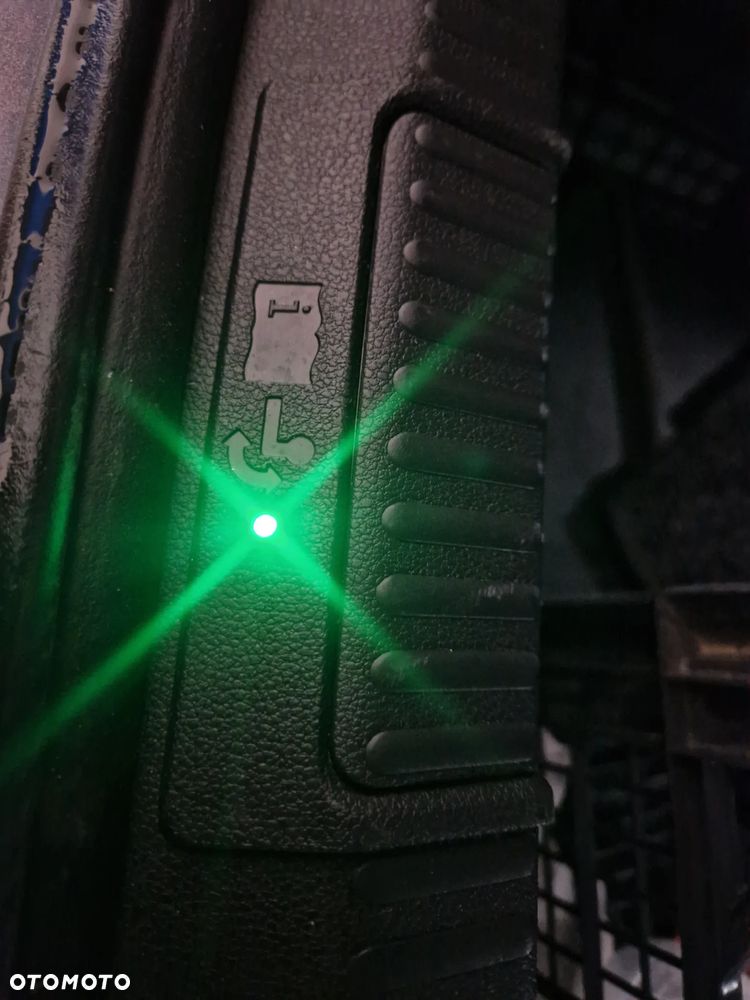 Skoda Superb 2.0 TDI SCR Sportline DSG - 38