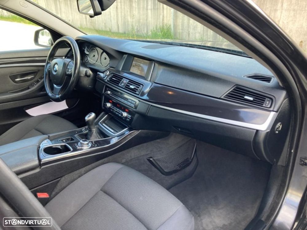 BMW 520 d Line Modern - 37