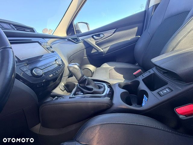 Nissan Qashqai 1.6 Tekna CVT - 23