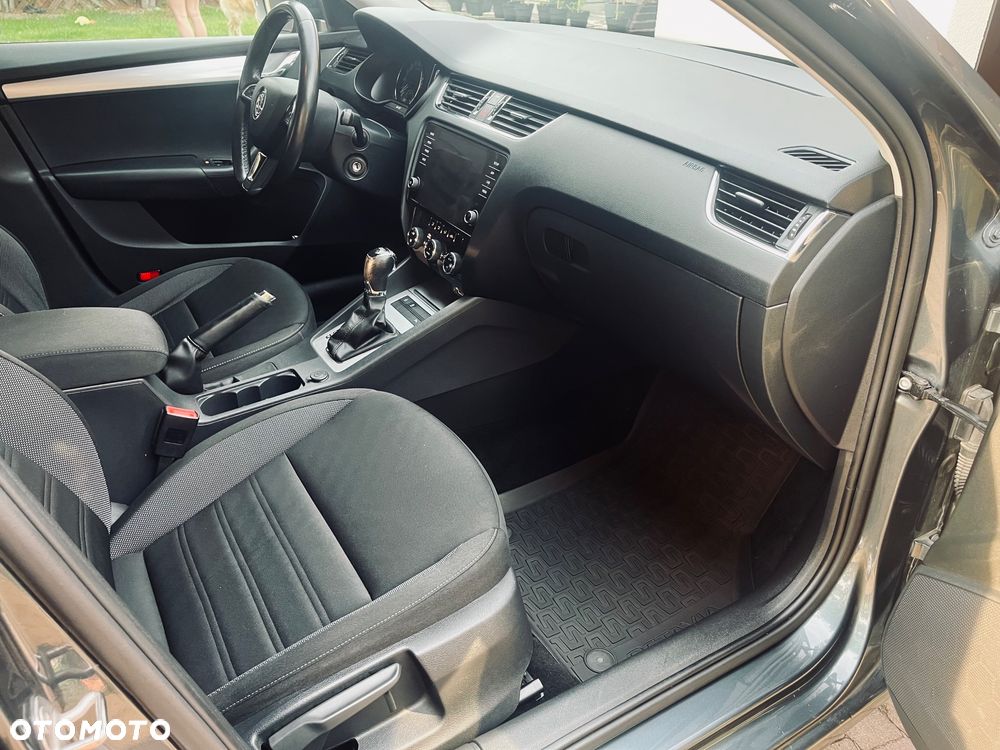 Skoda Octavia 2.0 TDI Ambition DSG - 13