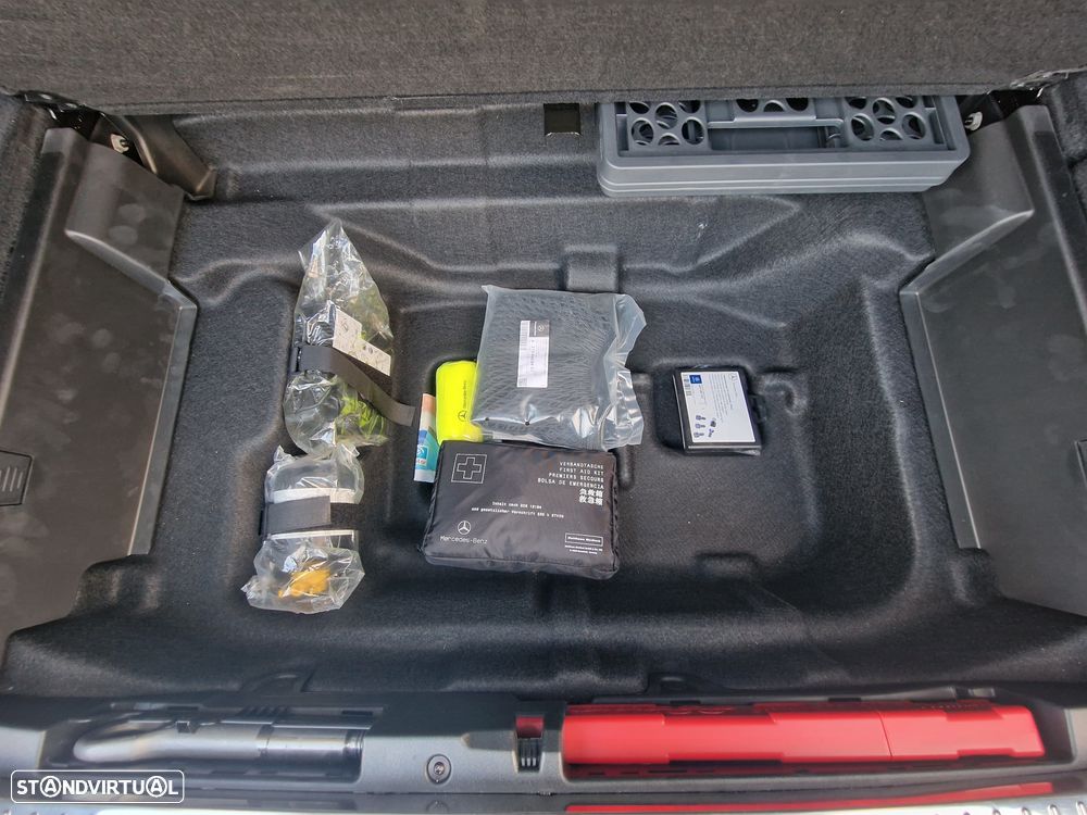 Mercedes-Benz E 220 d 4-Matic All Terrain Avantgarde + - 36