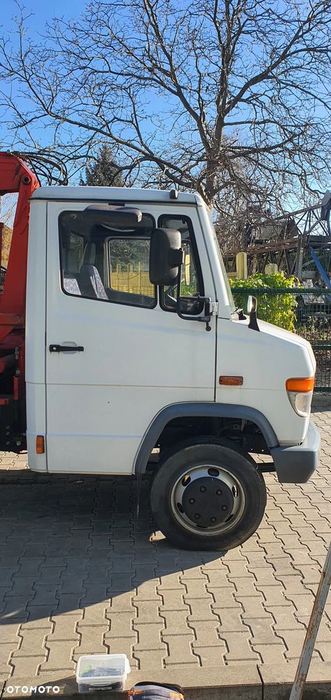 Mercedes-Benz VARIO 812D - 2