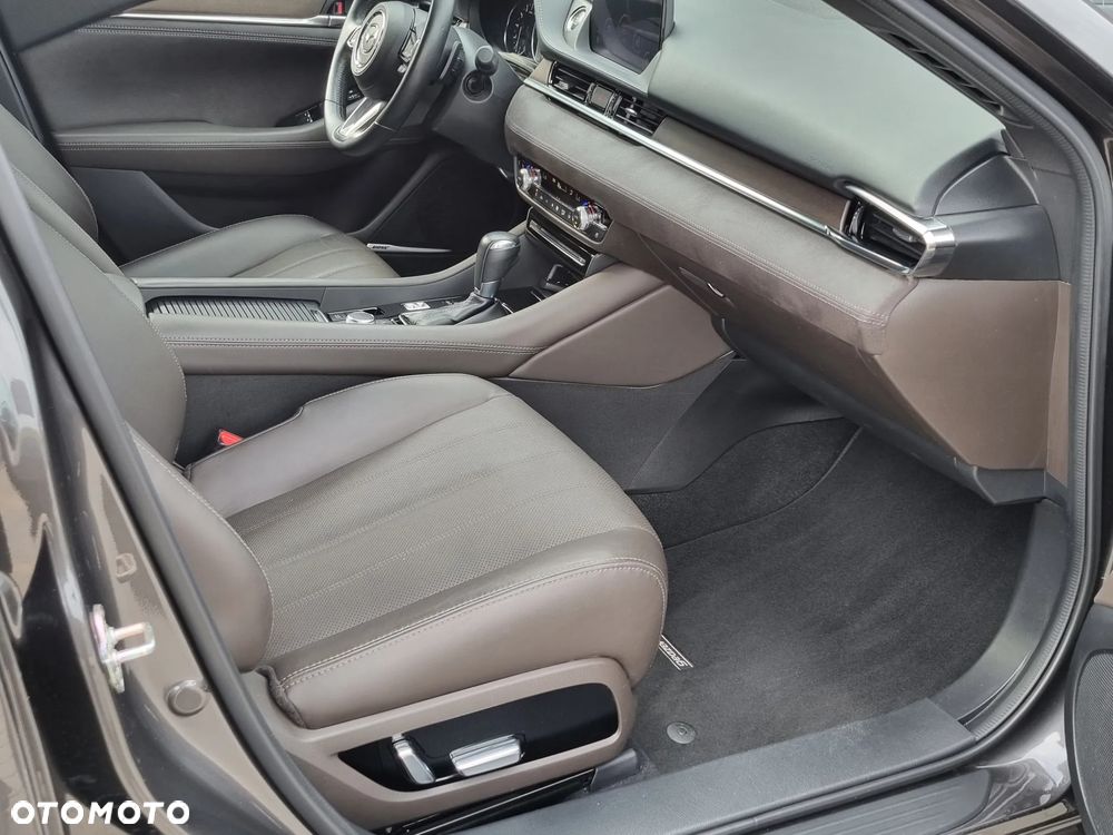 Mazda 6 - 8