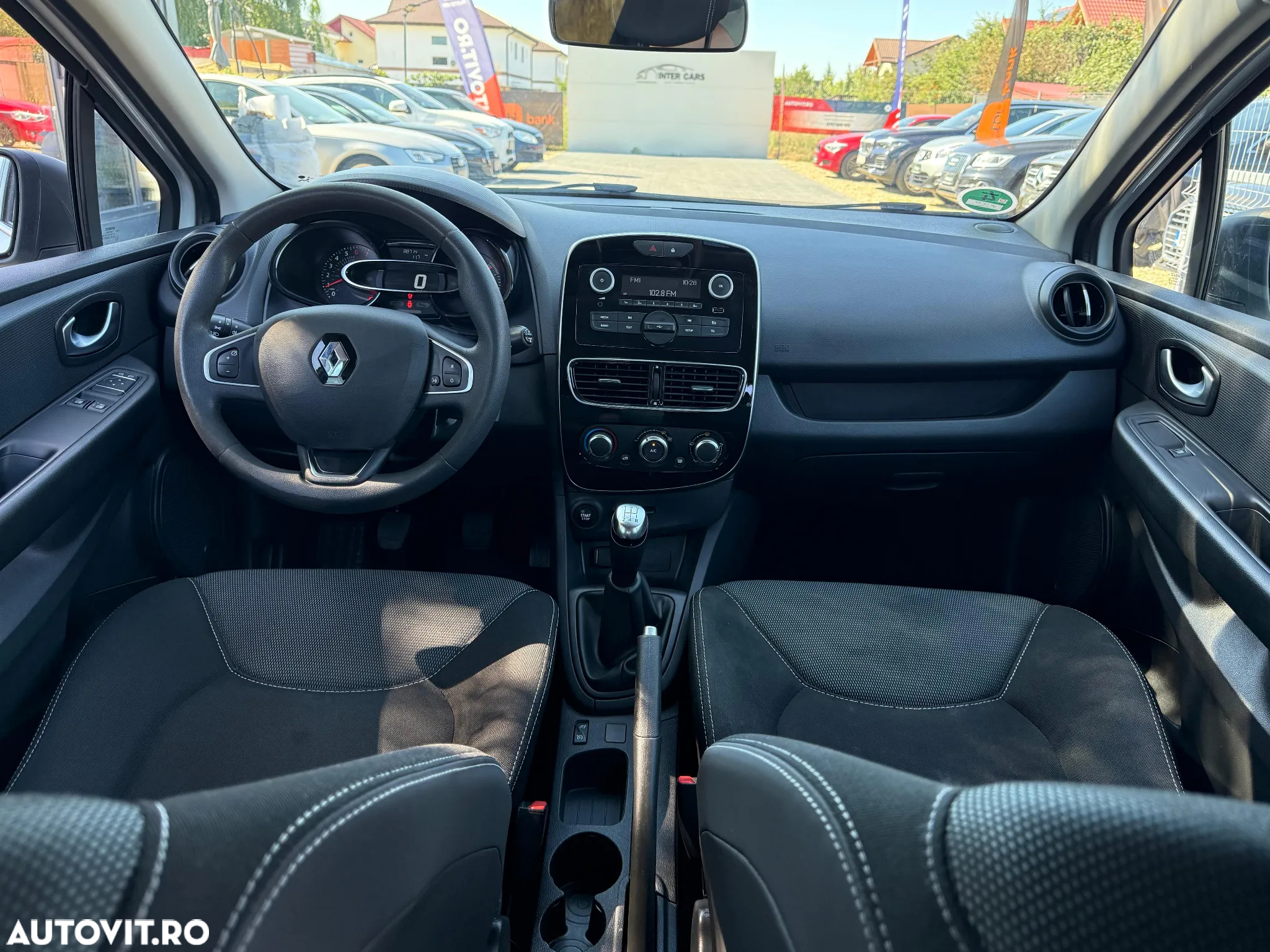 Renault Clio 1.2 16V 75 Life - 6