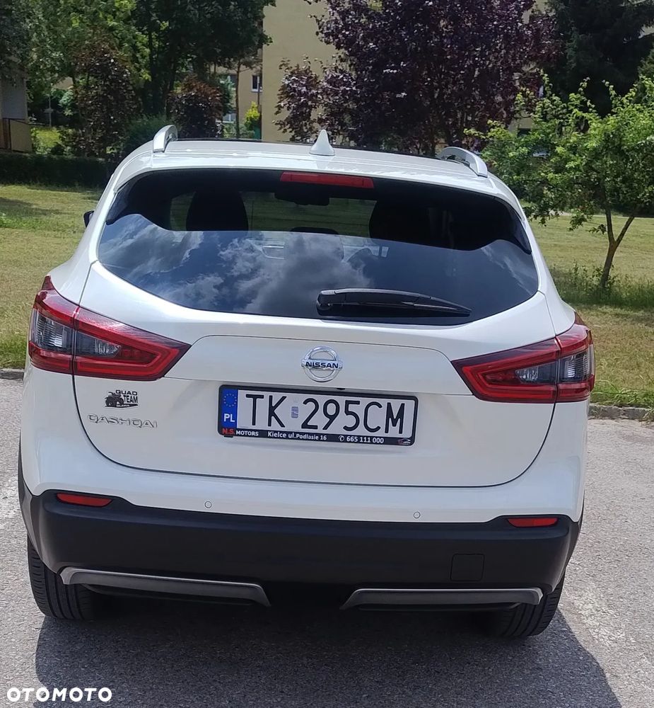 Nissan Qashqai 1.3 DIG-T N-Connecta - 2