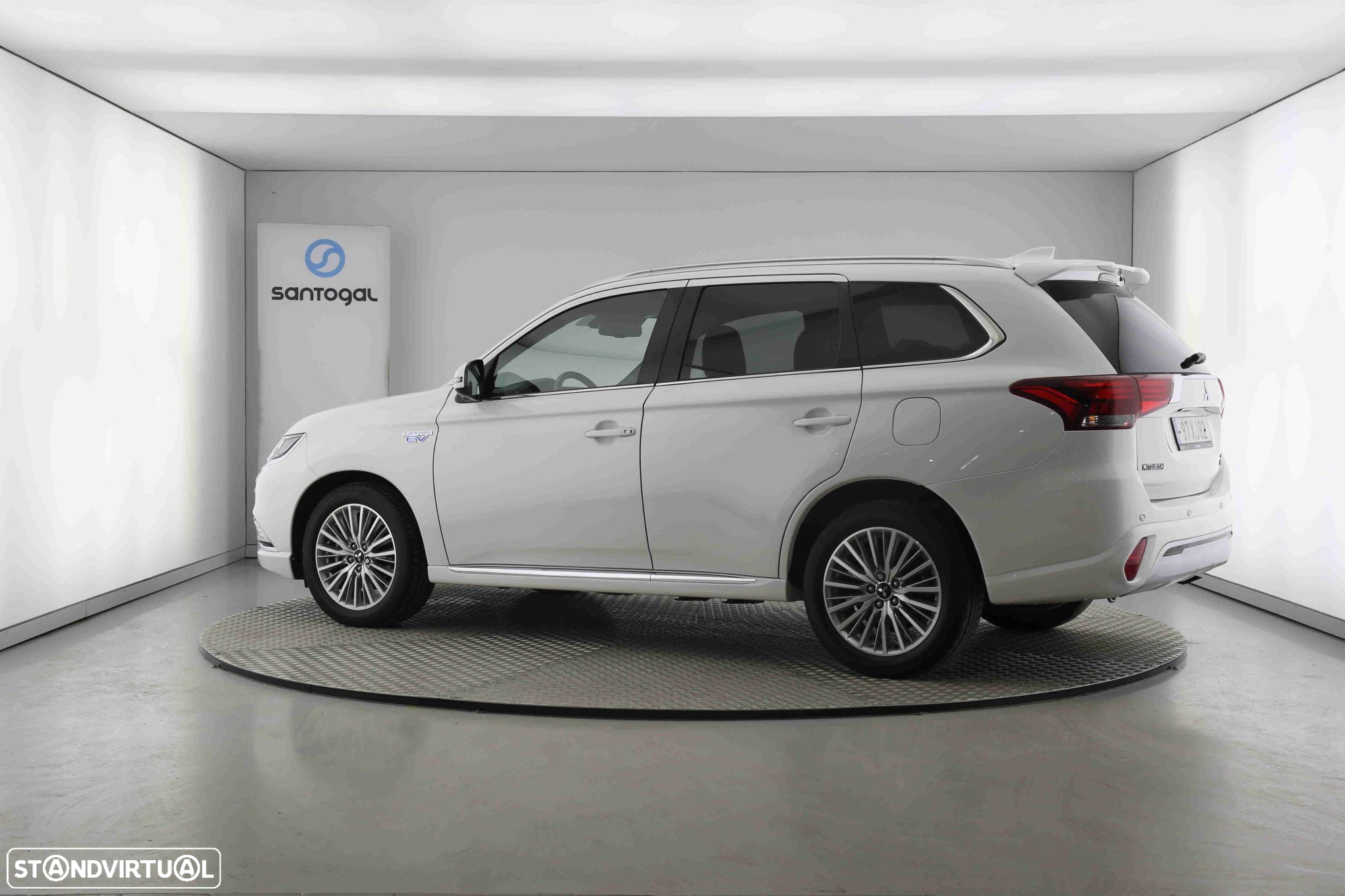 Mitsubishi Outlander 2.4 PHEV Intense - 5