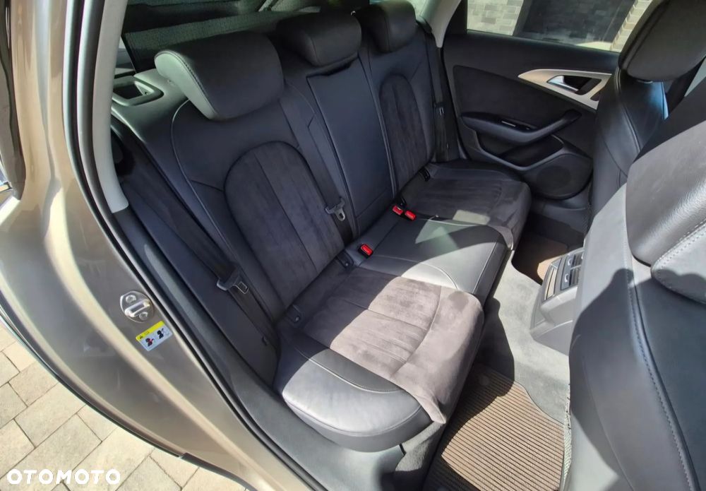 Audi A6 Allroad - 26