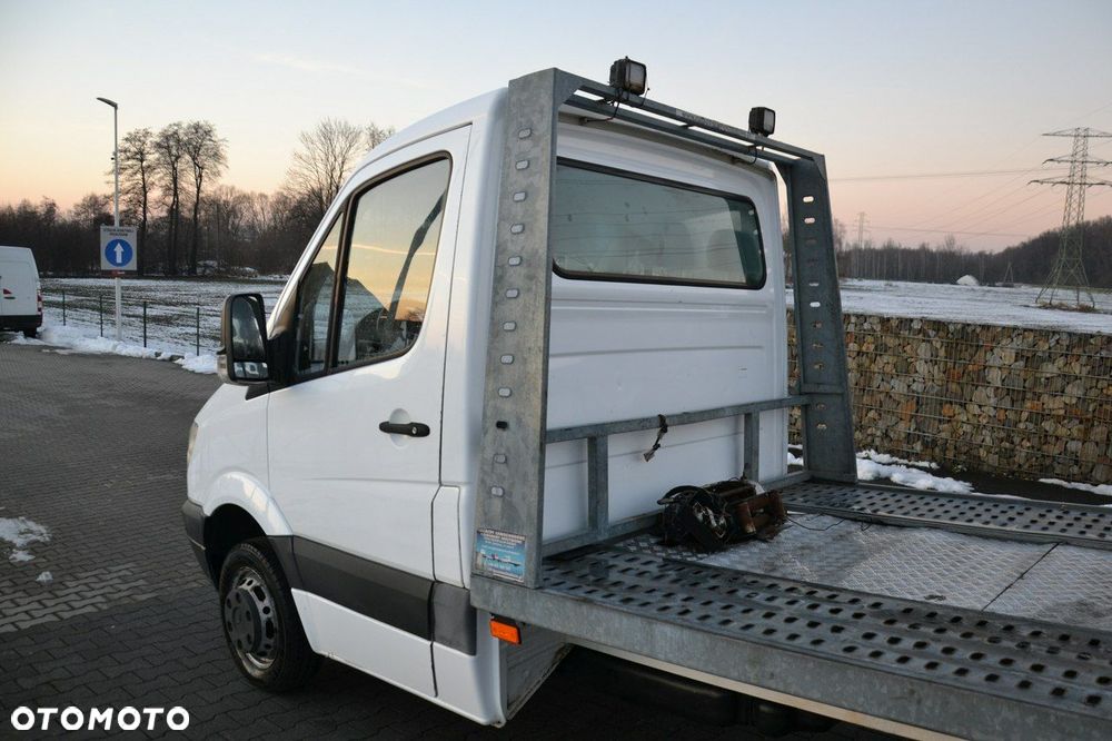 Mercedes-Benz Sprinter - 9