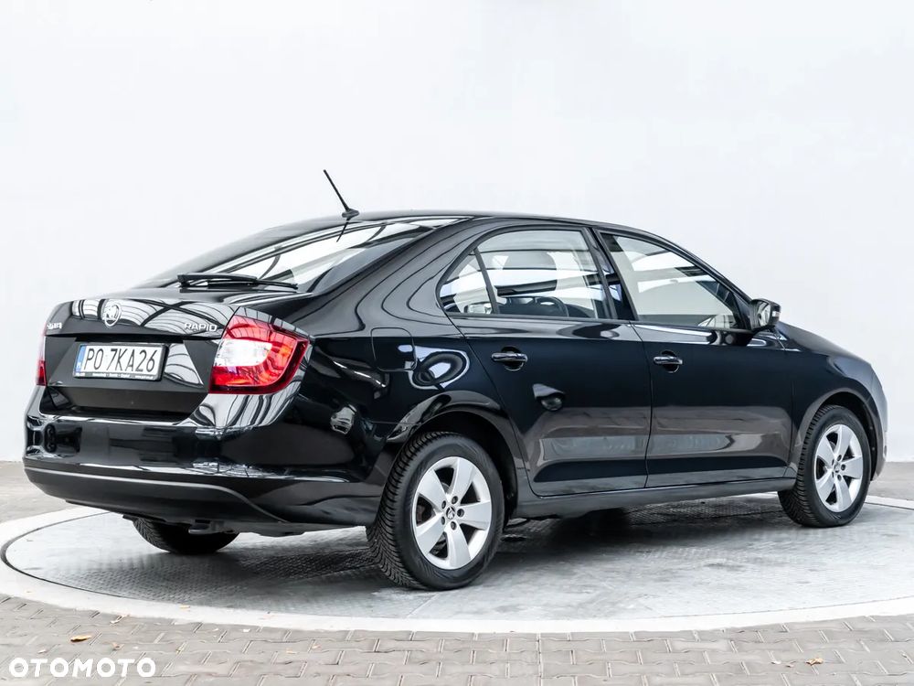 Skoda RAPID 1.0 TSI Ambition - 2
