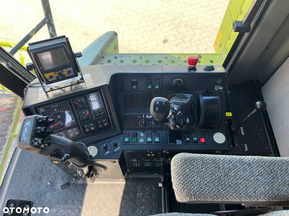 Claas Dominator 88 VX - 18
