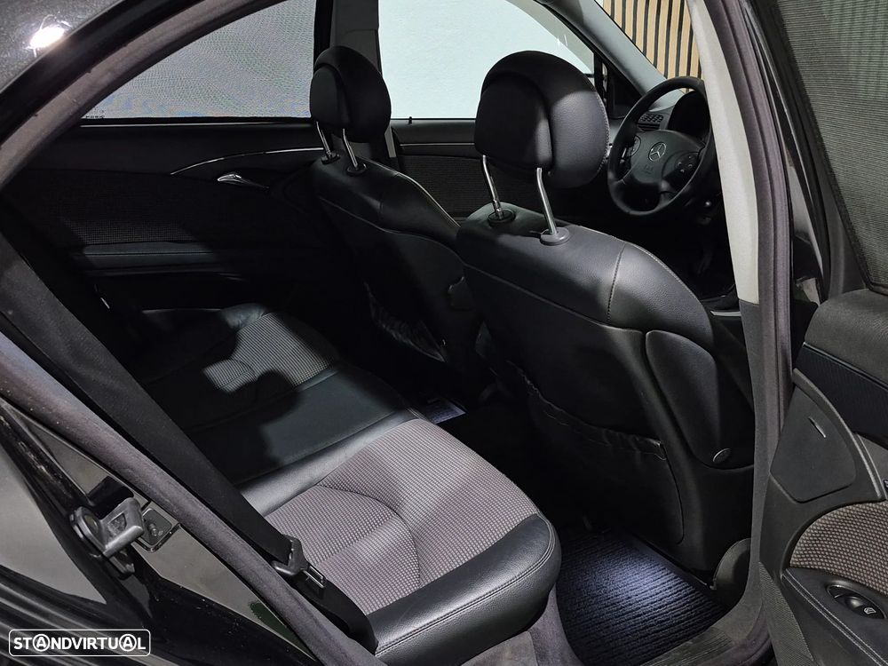 Mercedes-Benz E 220 CDI Auto Avantgarde - 17