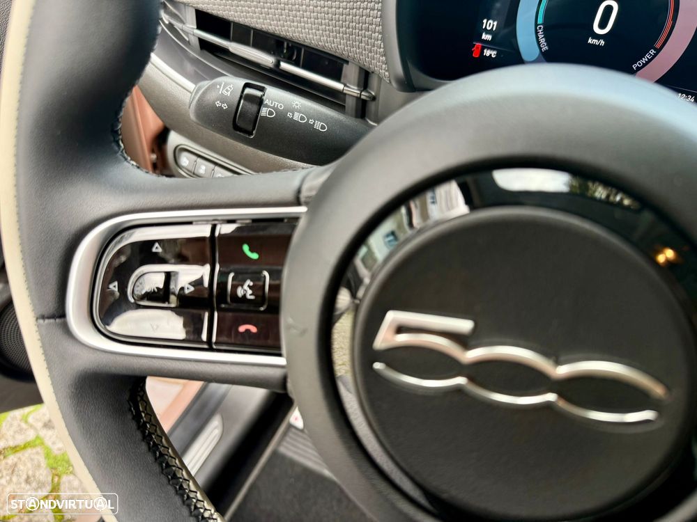 Fiat 500e 3 + 1 La Prima by Bocelli - 25