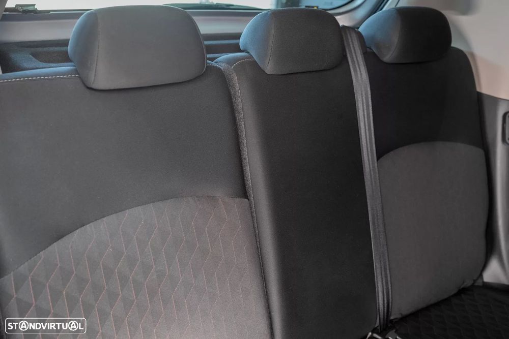 Mitsubishi Space Star 1.2 Intense - 32