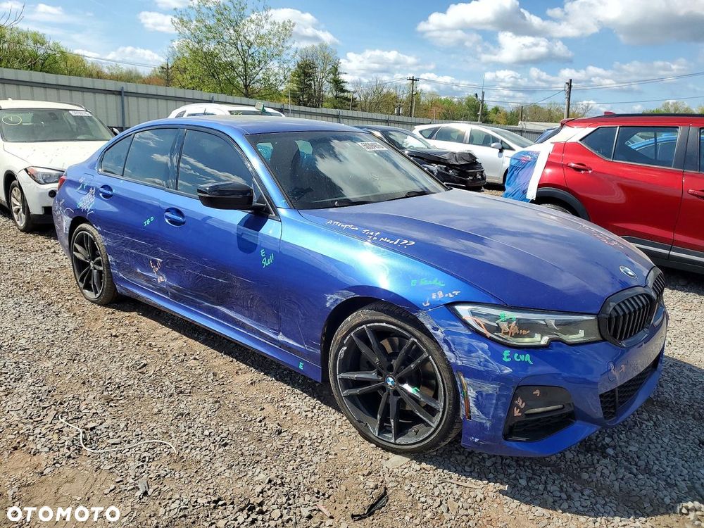 BMW Seria 3 330i xDrive M Sport - 3