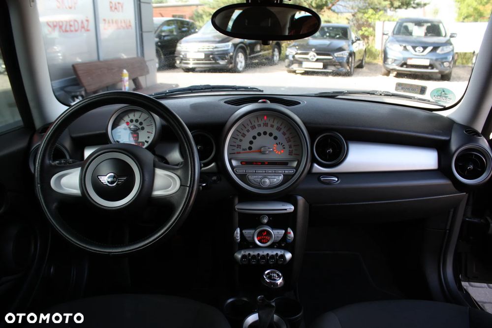 MINI ONE - 18