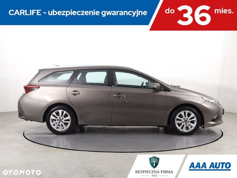 Toyota Auris - 8