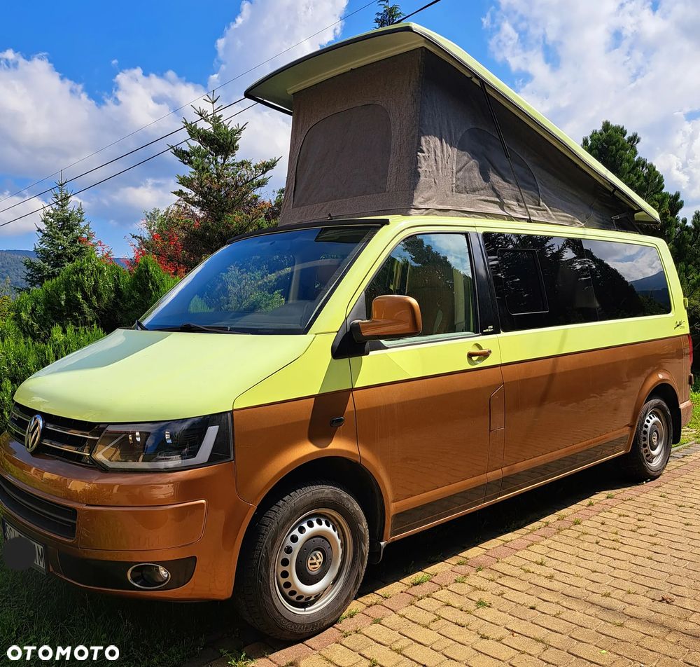 Volkswagen Caravelle - 1