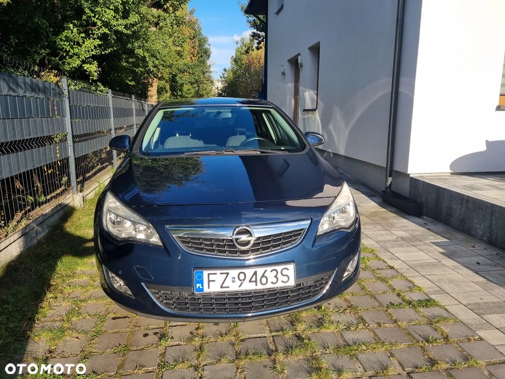 Opel Astra - 2