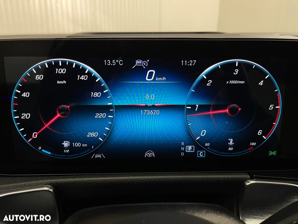 Mercedes-Benz GLB 220 d 4Matic 8G-DCT AMG Line - 39