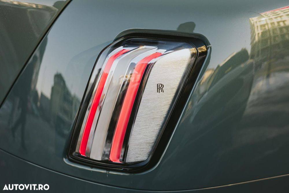 Rolls-Royce Spectre - 37