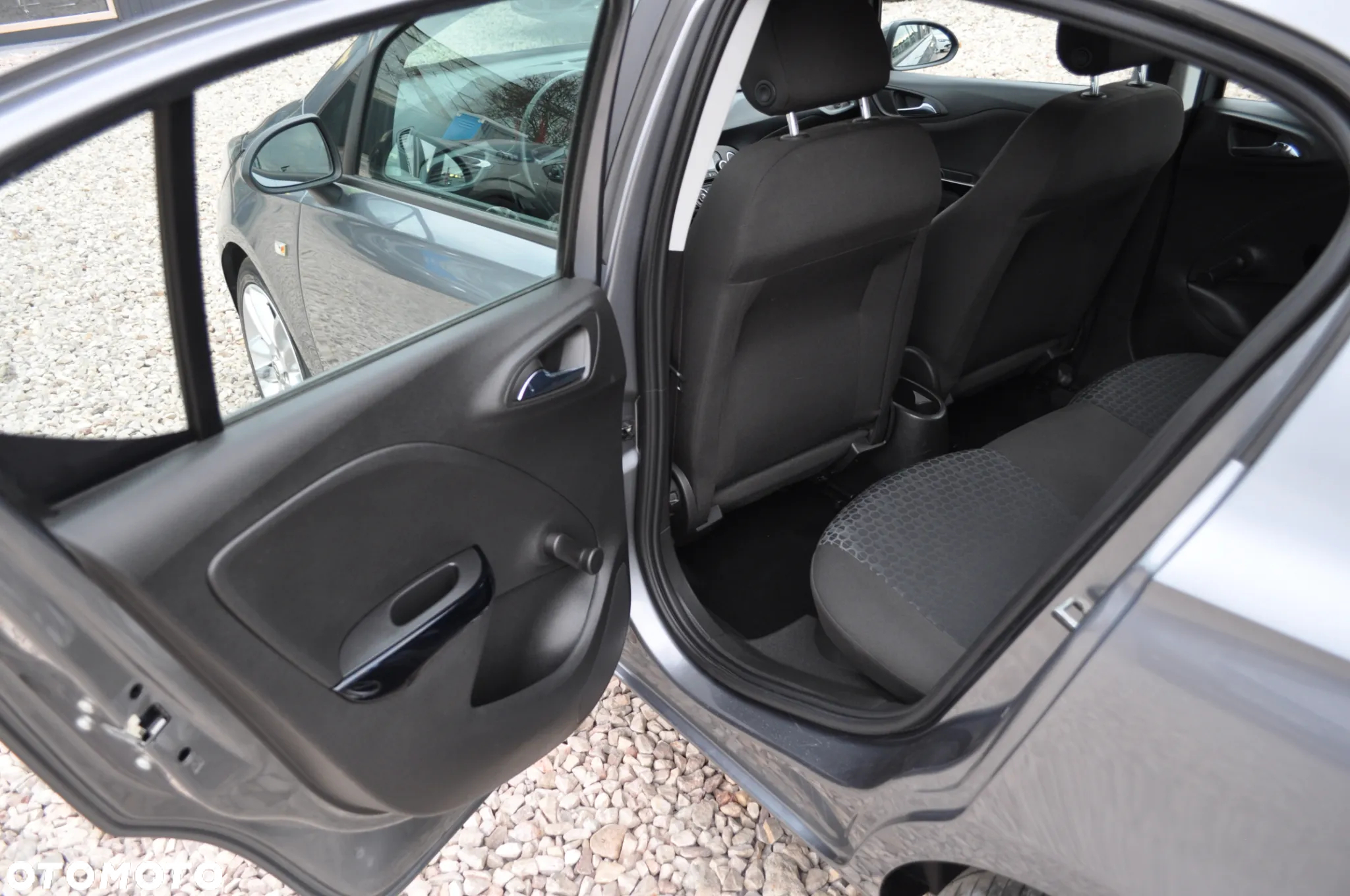 Opel Corsa 1.4 Color Edition - 18