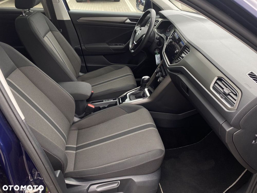 Volkswagen T-Roc - 30