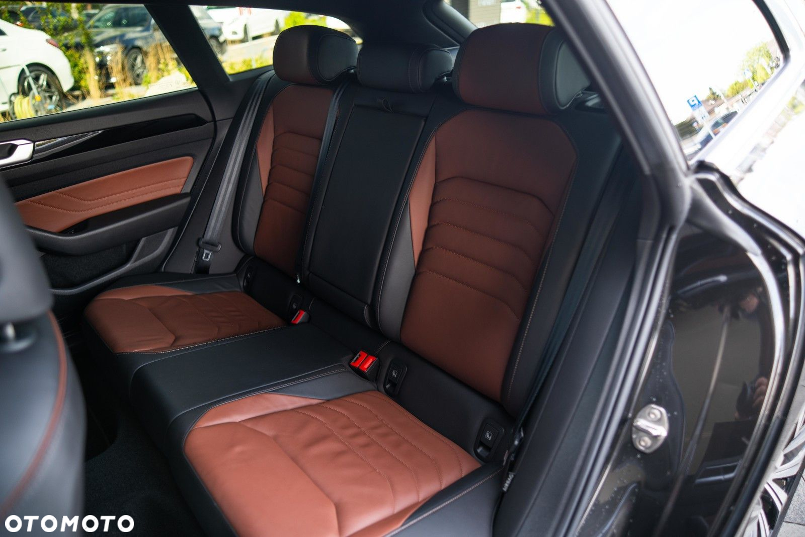 Volkswagen Arteon 2.0 TSI Elegance DSG - 23