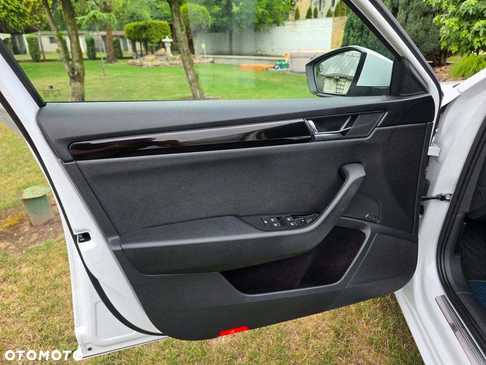 Skoda Superb 2.0 TSI 4x4 L&K DSG - 30