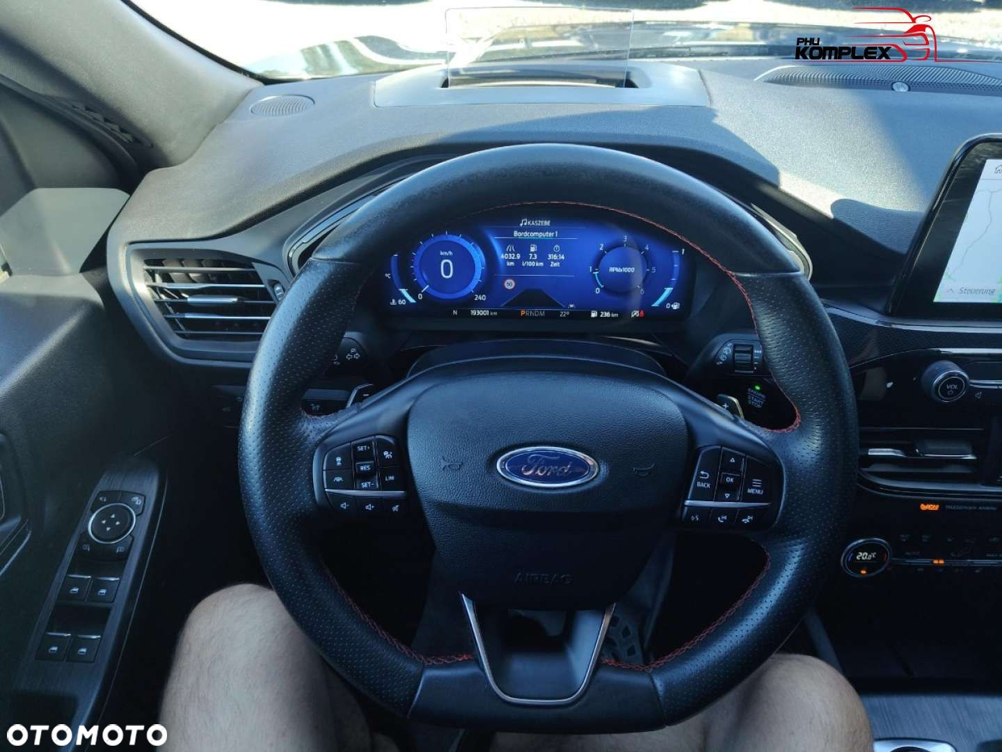 Ford Kuga - 16