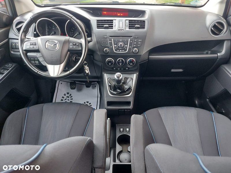 Mazda 5 - 6