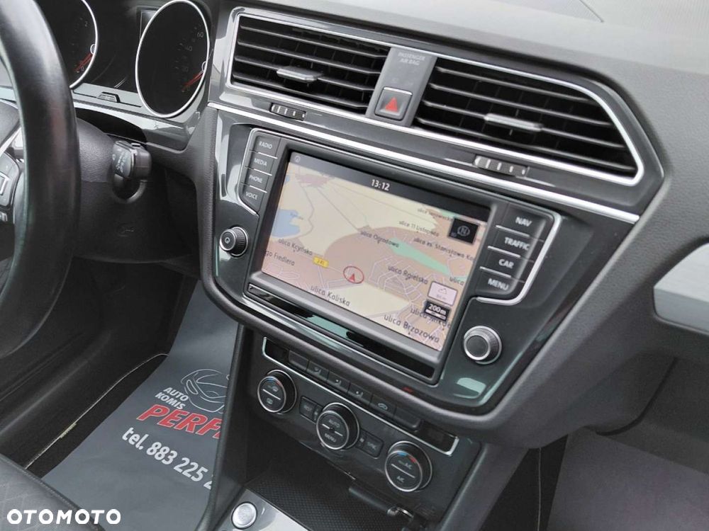 Volkswagen Tiguan - 16